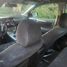 Nissan Sentra 2012