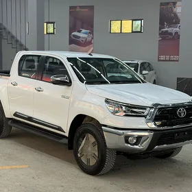 Toyota Hilux 2026