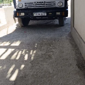 Kamaz 5320 1990