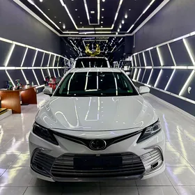 Toyota Camry 2023