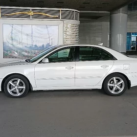 Hyundai Sonata 2009