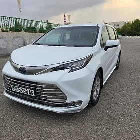 Toyota Sienna 2023