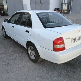 Mazda 2 2010