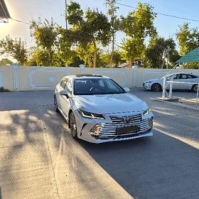 Toyota Avalon 2022