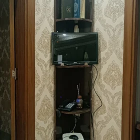 угловая полка