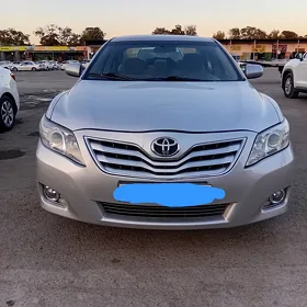 Toyota Camry 2010