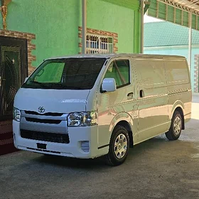 Toyota Hiace 2024