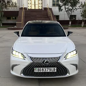 Lexus ES 350 2020