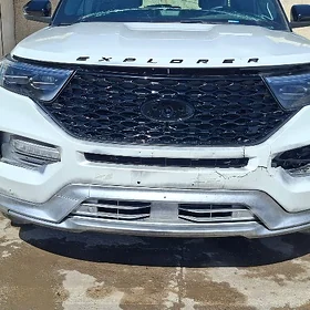 Ford Explorer 2023