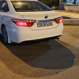 Toyota Camry 2017