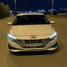 Hyundai Elantra 2021