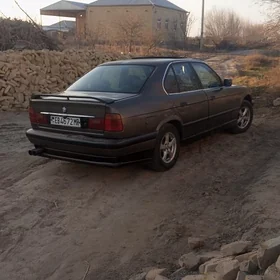 BMW 528 1988