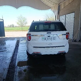 Ford Explorer 2018