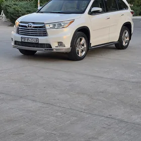 Toyota Highlander 2016