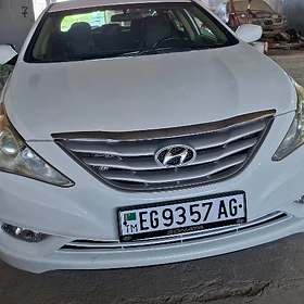Hyundai Sonata 2011