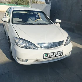 Toyota Camry 2003