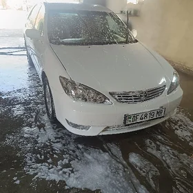 Toyota Camry 2004