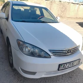Toyota Camry 2005