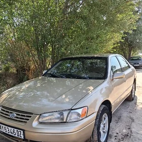 Toyota Camry 1999