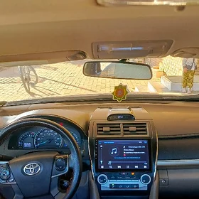 Toyota Camry 2011
