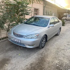 Toyota Camry 2005