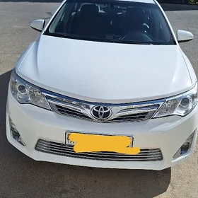 Toyota Camry 2012