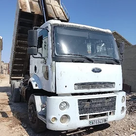 Ford Cargo 3535D 2010