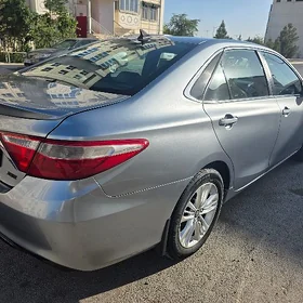Toyota Camry 2016