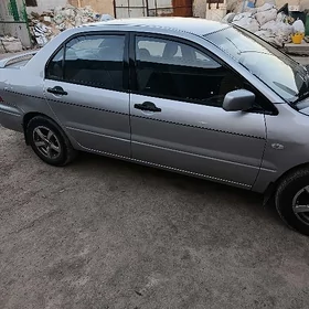 Mitsubishi Lancer 2002