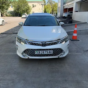 Toyota Camry 2018