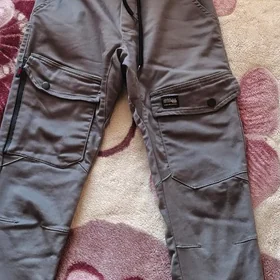 спортивные штаны