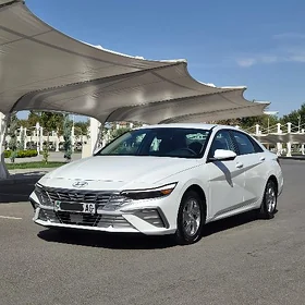Hyundai Elantra 2025