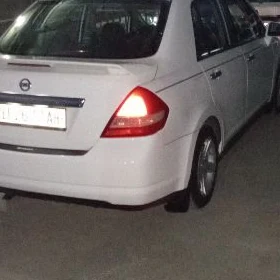 Nissan Versa 2010