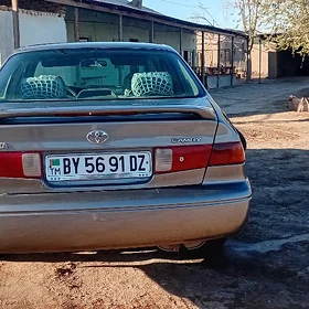 Toyota Camry 1999