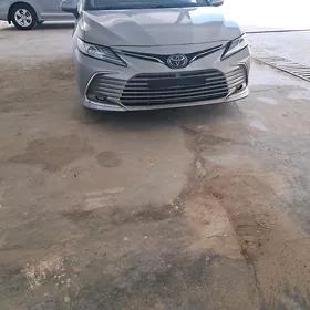 Toyota Camry 2020