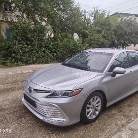 Toyota Camry 2022