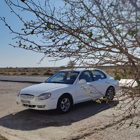 Hyundai Sonata 1999
