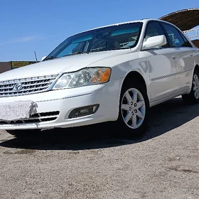 Toyota Avalon 2000