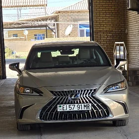 Lexus ES 350 2021