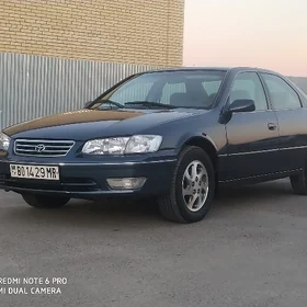 Toyota Camry 2000
