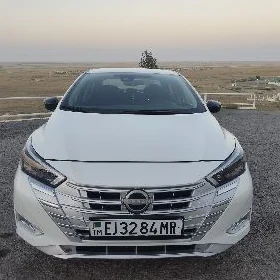 Nissan Versa 2025