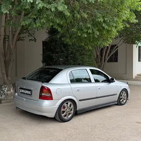 Opel Astra 2002
