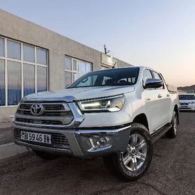 Toyota Hilux 2025