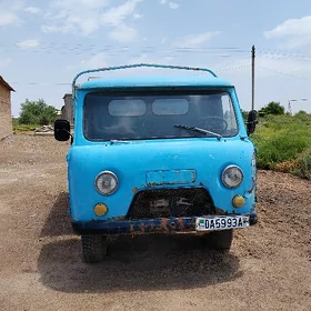 UAZ 452 1982