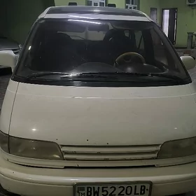 Toyota Previa 1991