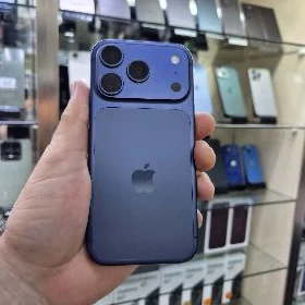 I PHONE 17 PRO