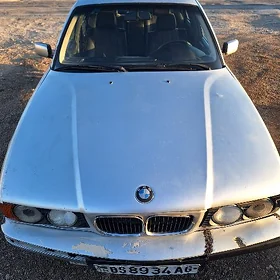 BMW 525 1992