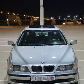 BMW E39 1999