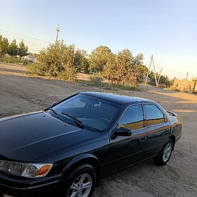 Toyota Camry 2000