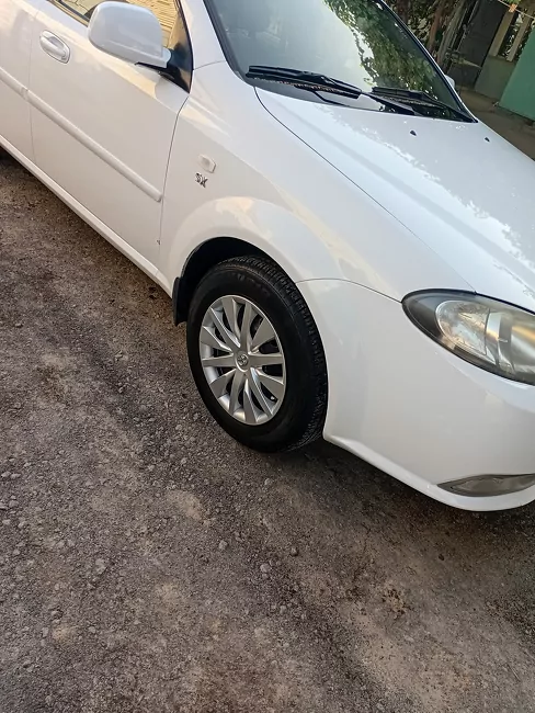 Daewoo Gentra 2014 - 1